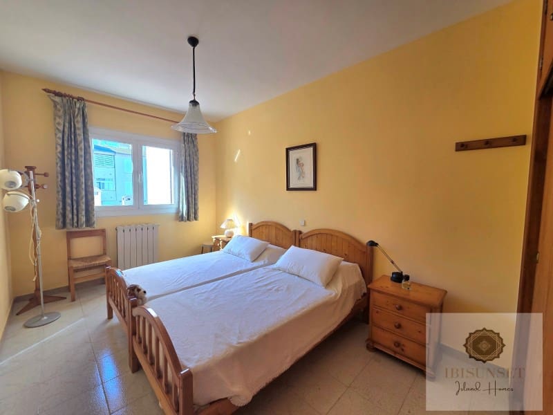 Chalet de 4 habitaciones en Son Servera en venta con garaje - 598.000 € (Ref: 9936333)