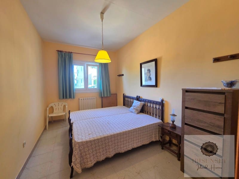 Chalet de 4 habitaciones en Son Servera en venta con garaje - 598.000 € (Ref: 9936333)