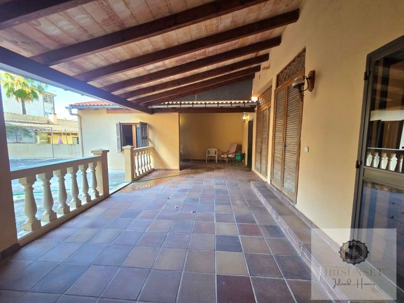Chalet de 4 habitaciones en Son Servera en venta con garaje - 598.000 € (Ref: 9936333)