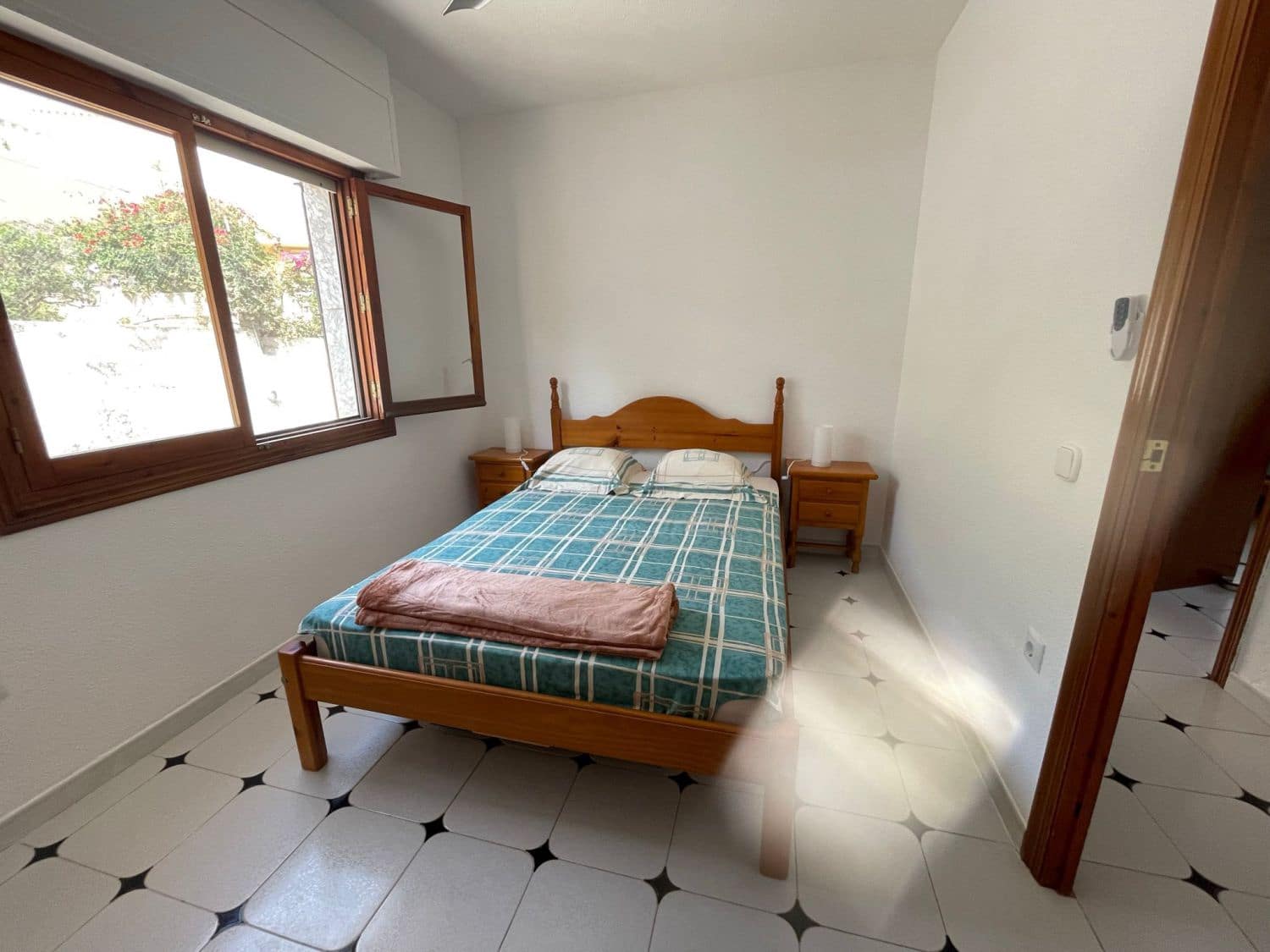 Casa de 5 habitaciones en El Campello en venta con garaje - 649.000 € (Ref: 9707679)