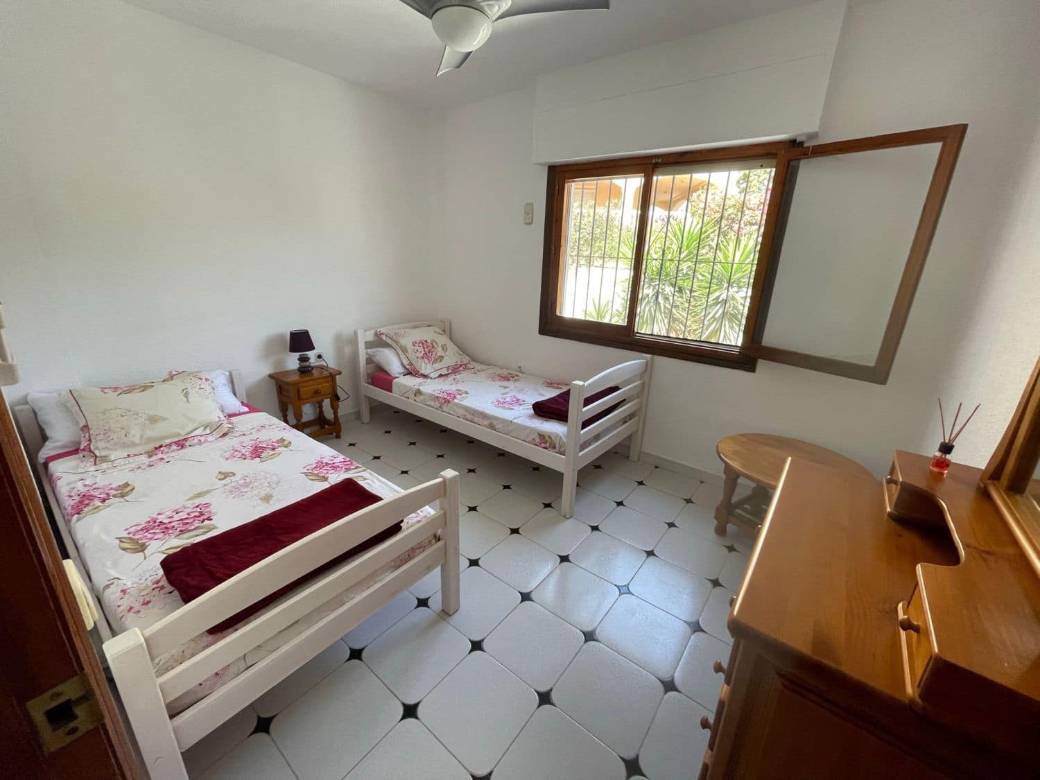 Casa de 5 habitaciones en El Campello en venta con garaje - 649.000 € (Ref: 9707679)