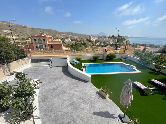 Casa de 5 habitaciones en El Campello en venta con garaje - 649.000 € (Ref: 9707679)