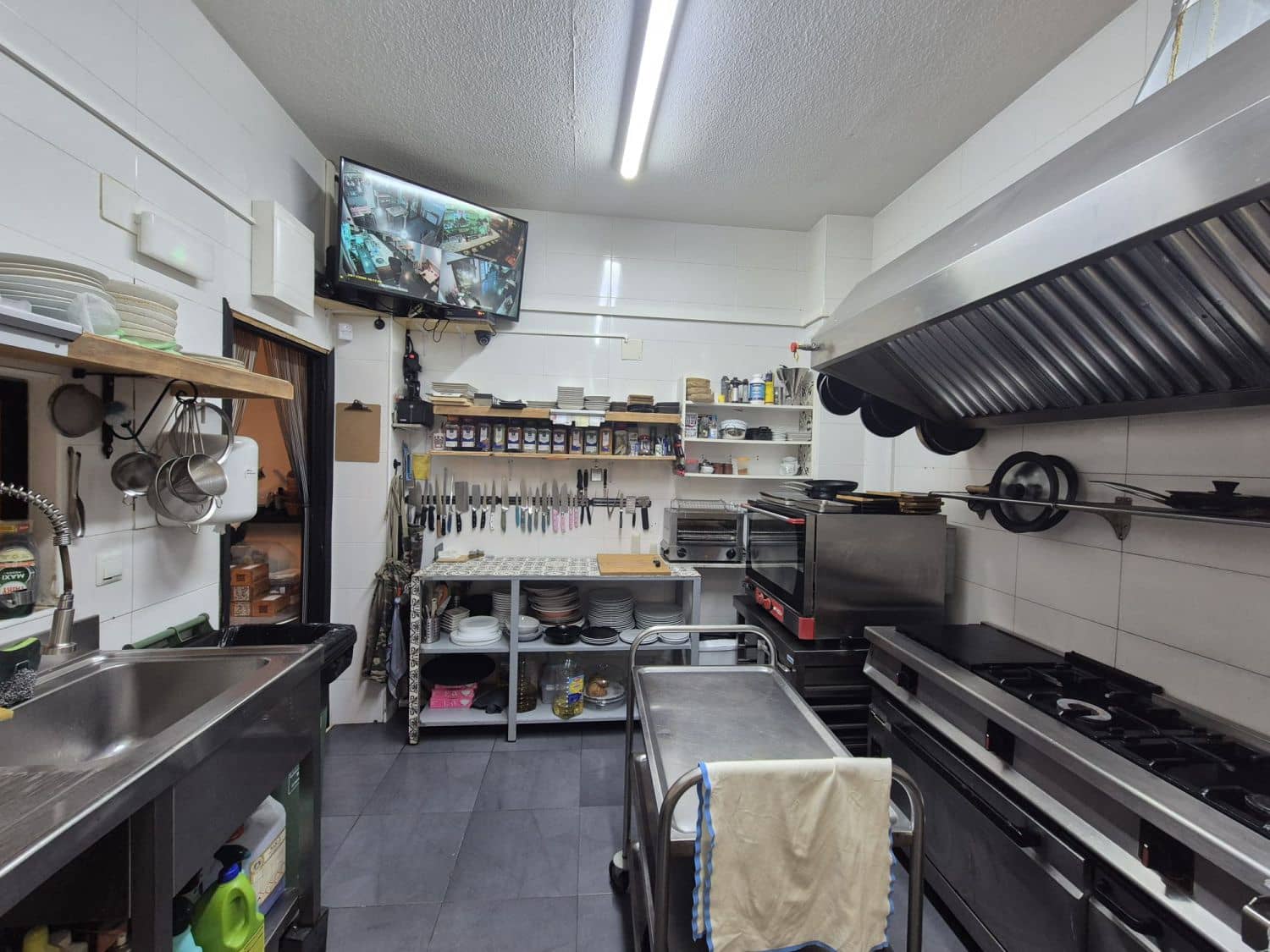 Commercial for sale in El Campello - € 109,000 (Ref: 9707680)