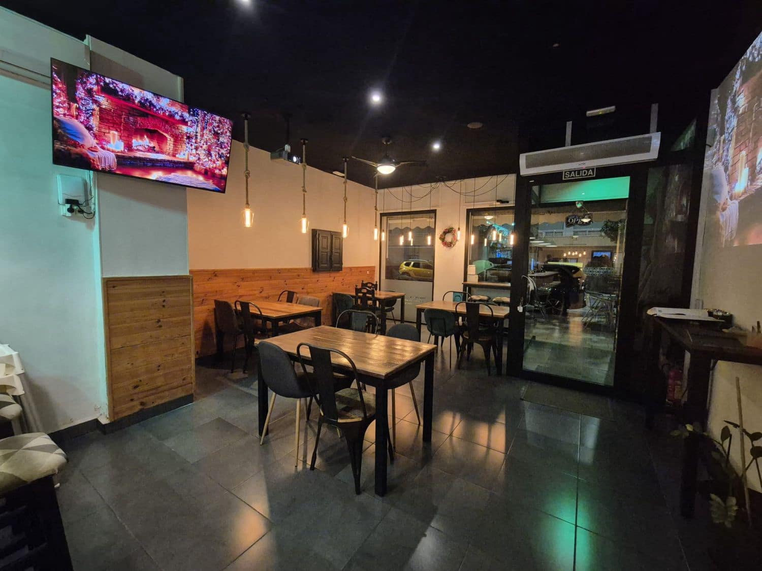 Commercial for sale in El Campello - € 109,000 (Ref: 9707680)