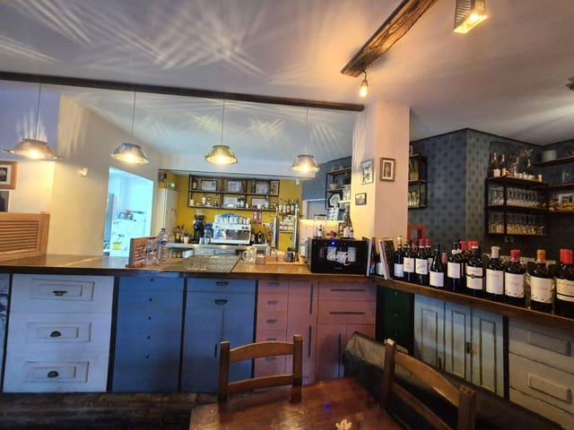 Commercial for sale in San Vicente / Sant Vicent del Raspeig - € 80,000 (Ref: 9707681)