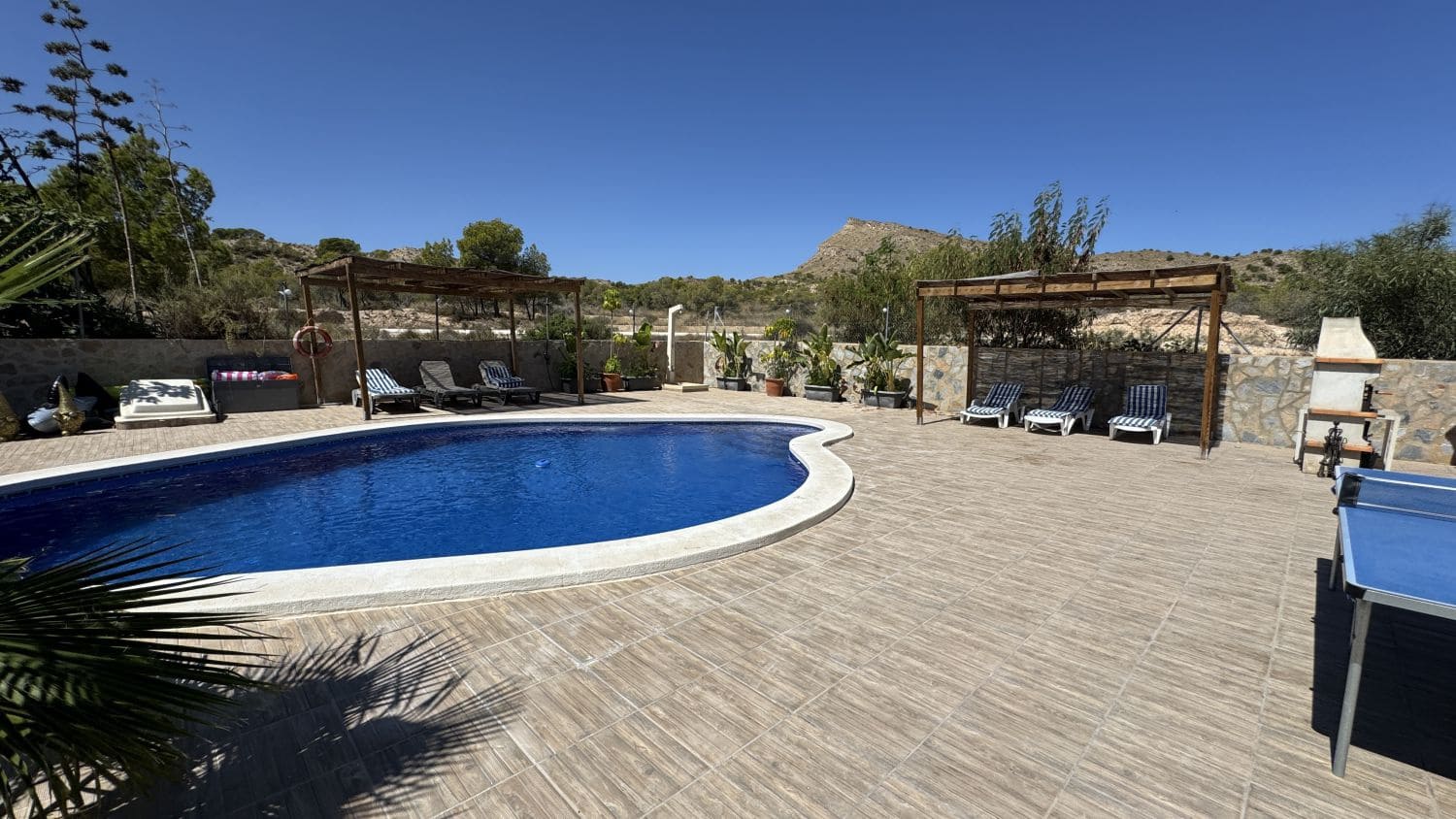 5 Zimmer Haus zu verkaufen in Muchamiel / Mutxamel - 479.000 € (Ref: 9707683)