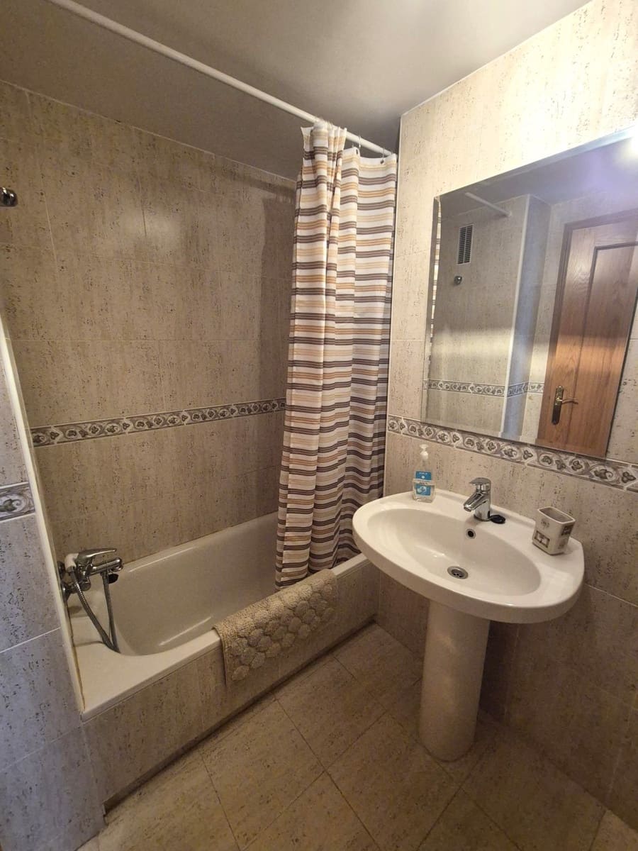 2 soverom Leilighet til salgs i El Campello med garasje - € 300 000 (Ref: 9707701)