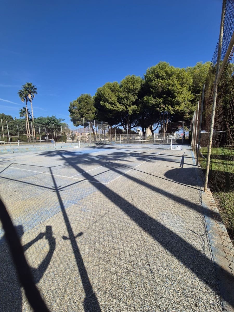 2 soverom Leilighet til salgs i El Campello med garasje - € 300 000 (Ref: 9707701)