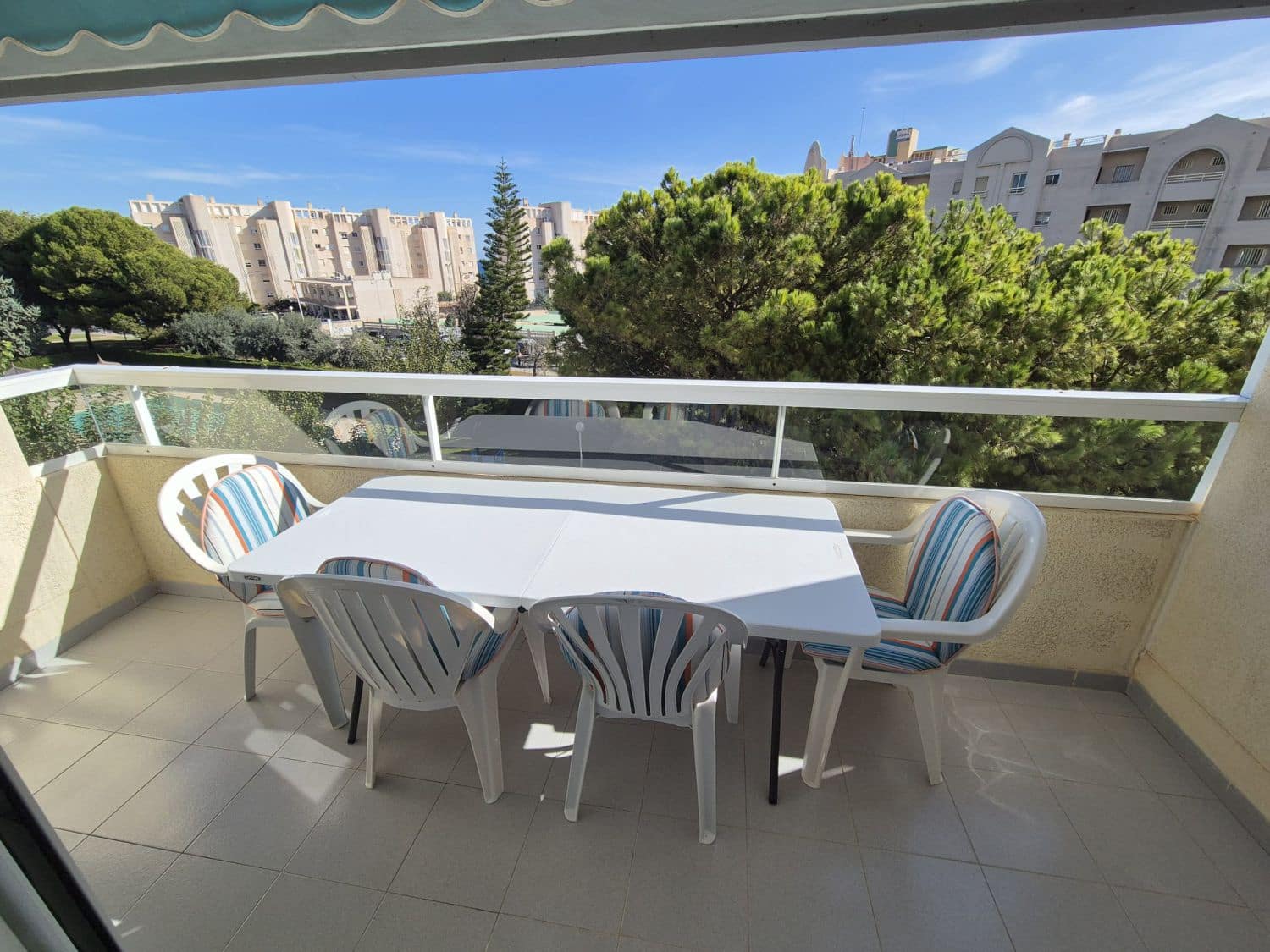 2 soverom Leilighet til salgs i El Campello med garasje - € 300 000 (Ref: 9707701)