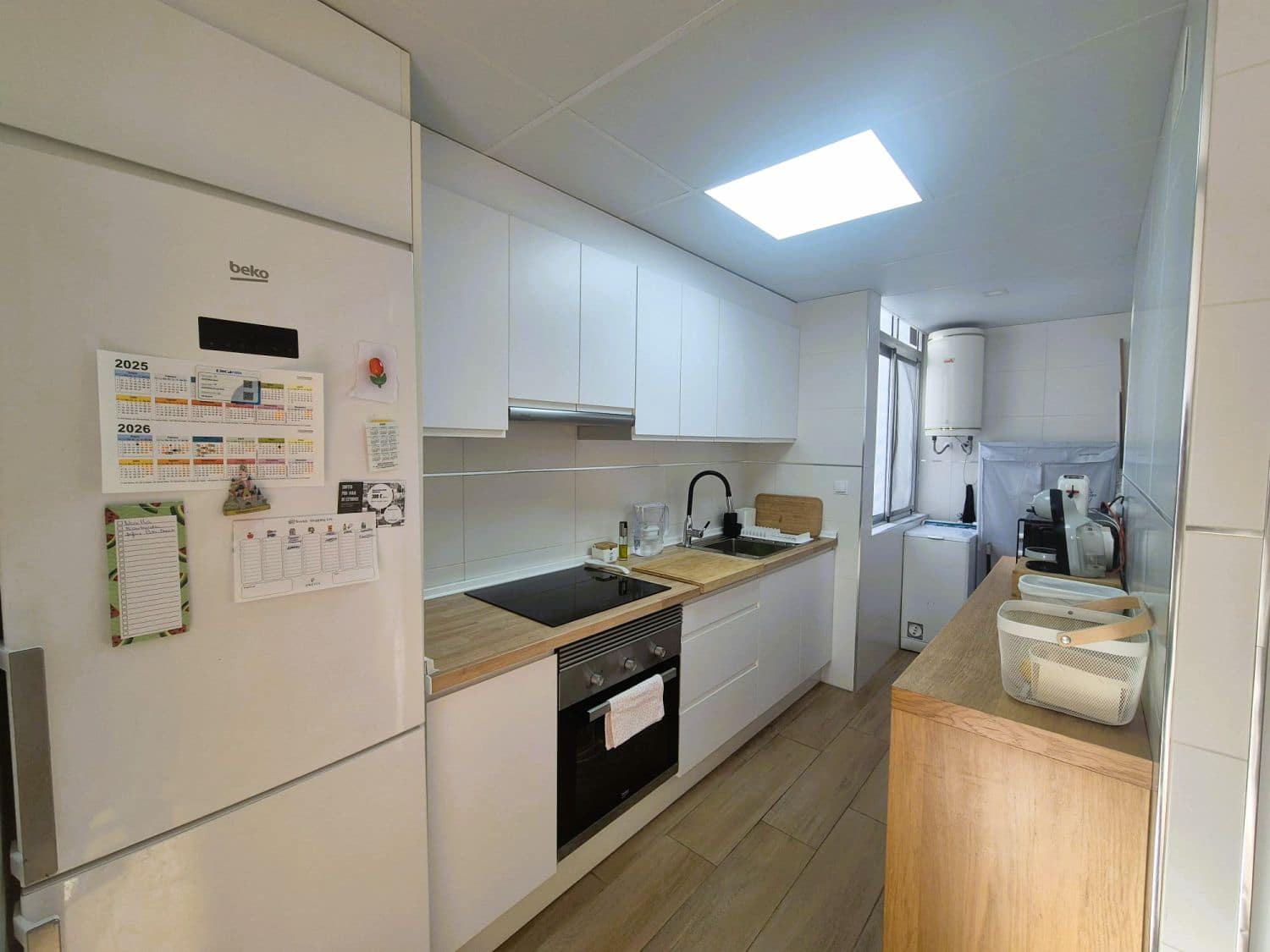 3 bedroom Flat for sale in El Campello with garage - € 420,000 (Ref: 9711101)