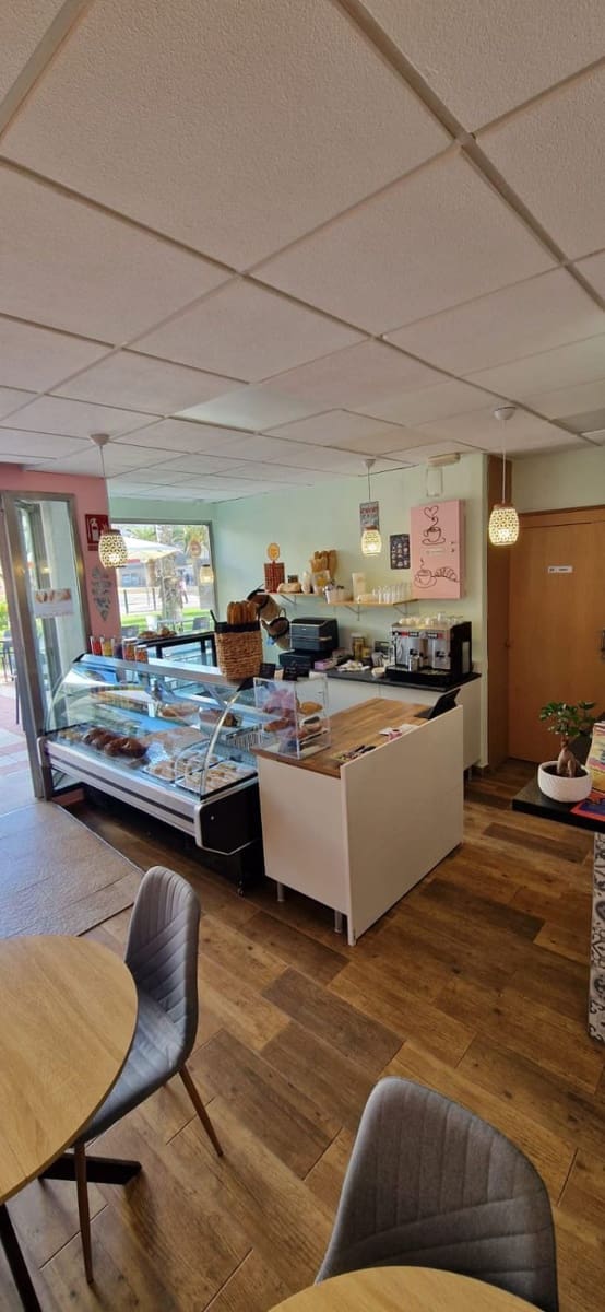 Commercial for sale in El Campello - € 89,000 (Ref: 9714526)