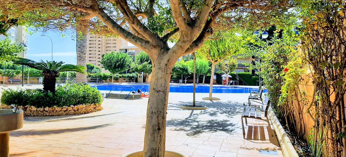 3 bedroom Flat for sale in El Campello with garage - € 420,000 (Ref: 9737985)