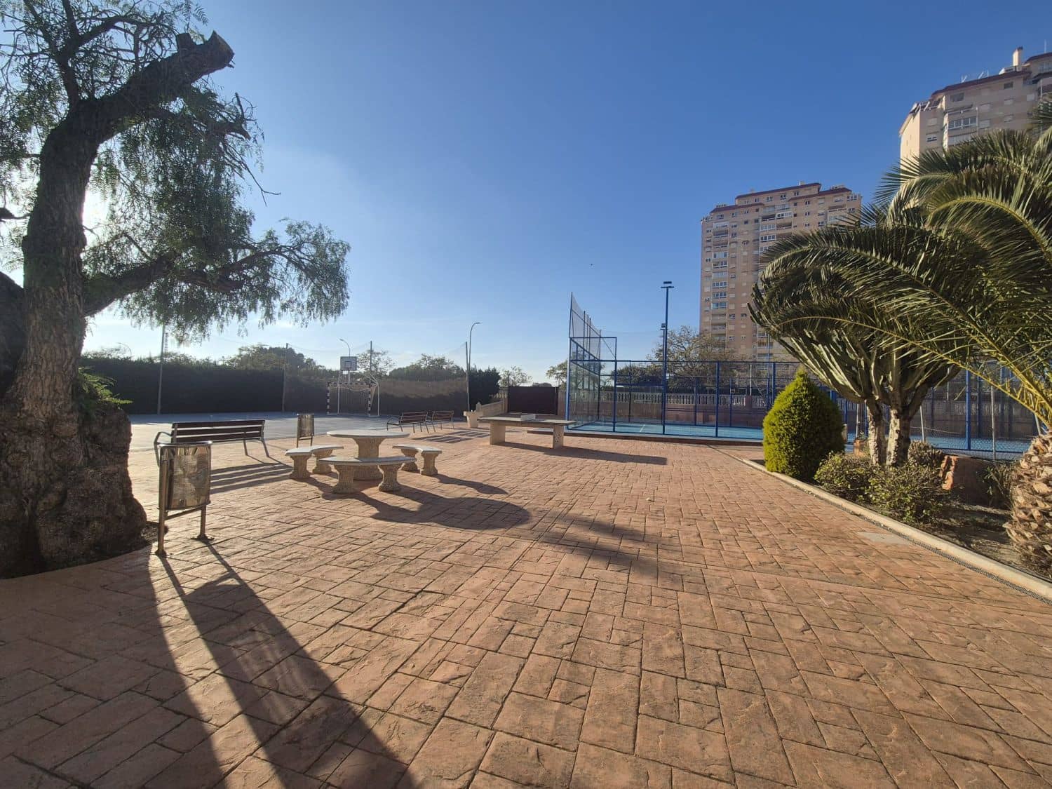 3 bedroom Flat for sale in El Campello with garage - € 420,000 (Ref: 9737985)