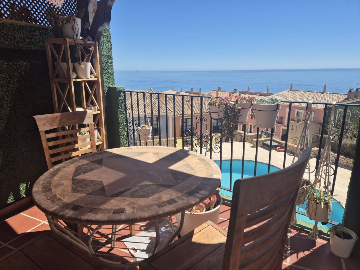 2 bedroom Terraced Villa for sale in El Campello with garage - € 319,000 (Ref: 9796207)