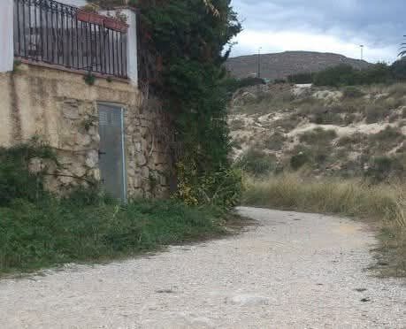 Adosado de 2 habitaciones en El Campello en venta - 309.000 € (Ref: 9822001)