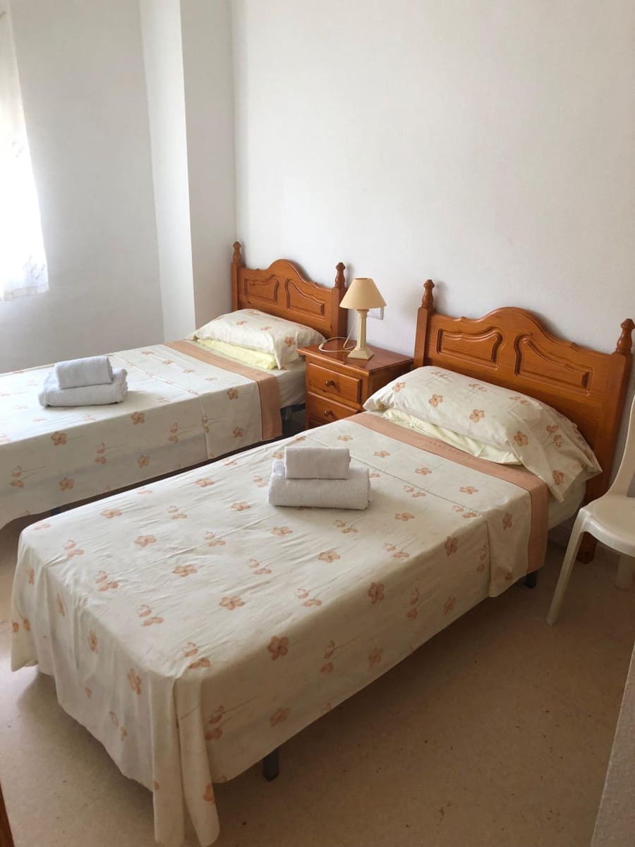3 bedroom Flat for sale in El Campello with garage - € 345,000 (Ref: 9824705)
