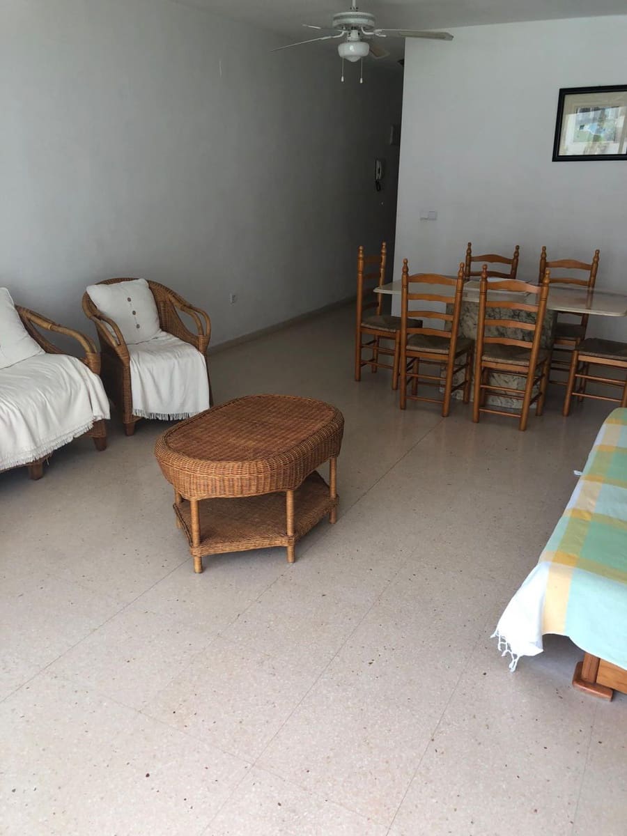 3 bedroom Flat for sale in El Campello with garage - € 345,000 (Ref: 9824705)