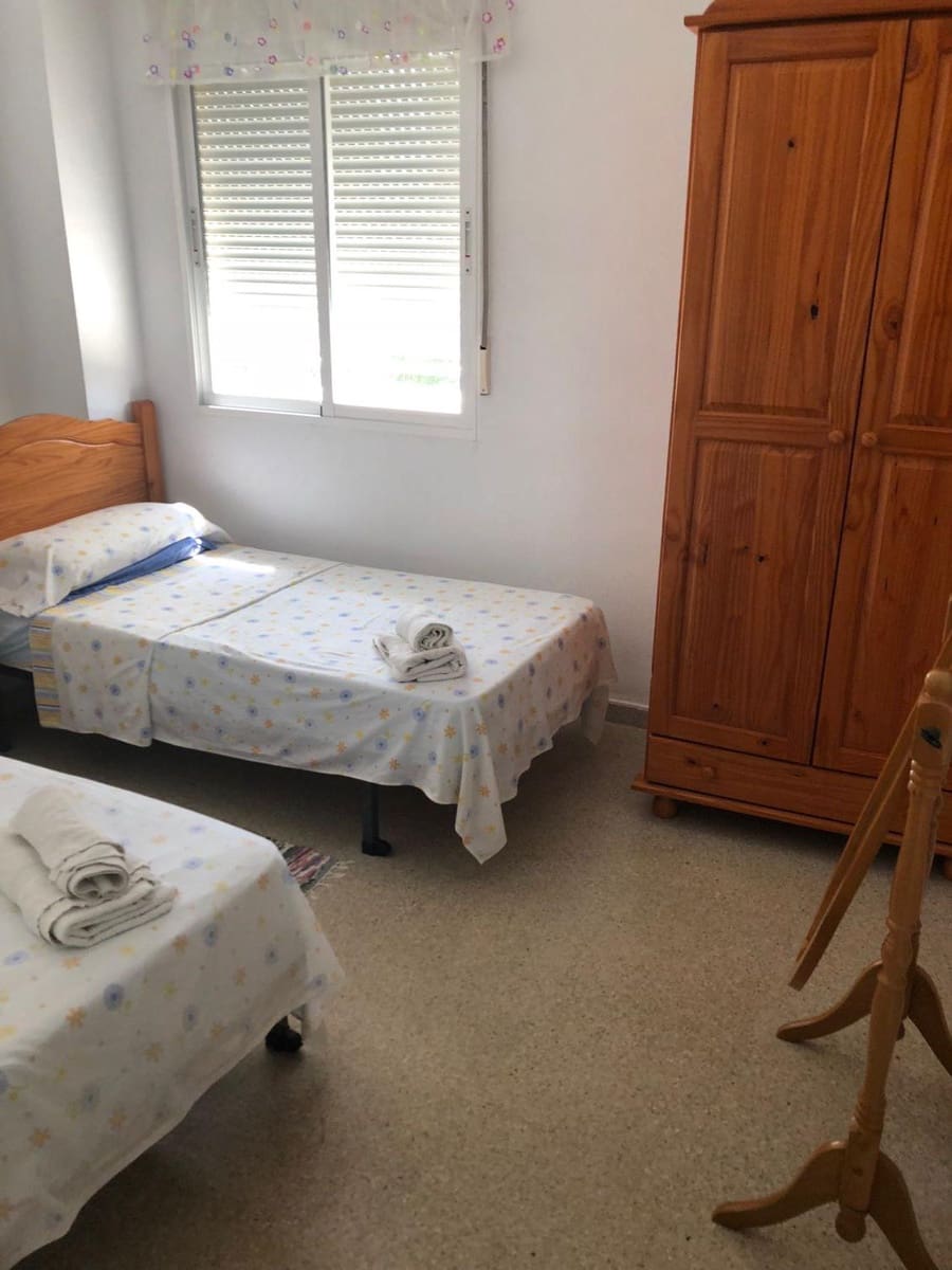 3 bedroom Flat for sale in El Campello with garage - € 345,000 (Ref: 9824705)