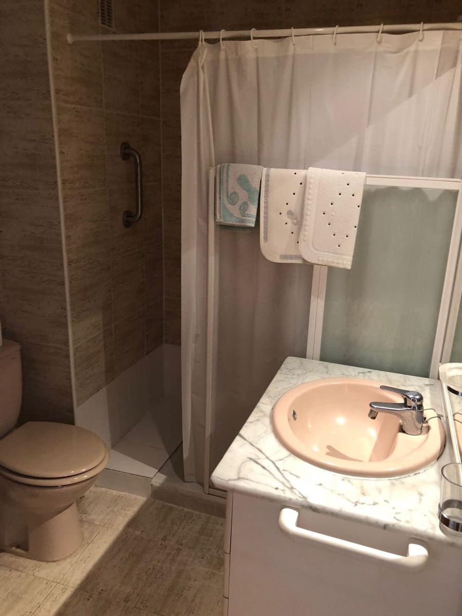 3 bedroom Flat for sale in El Campello with garage - € 345,000 (Ref: 9824705)
