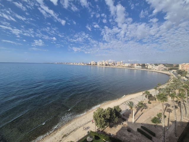 2 bedroom Flat for sale in El Campello - € 385,000 (Ref: 9848998)