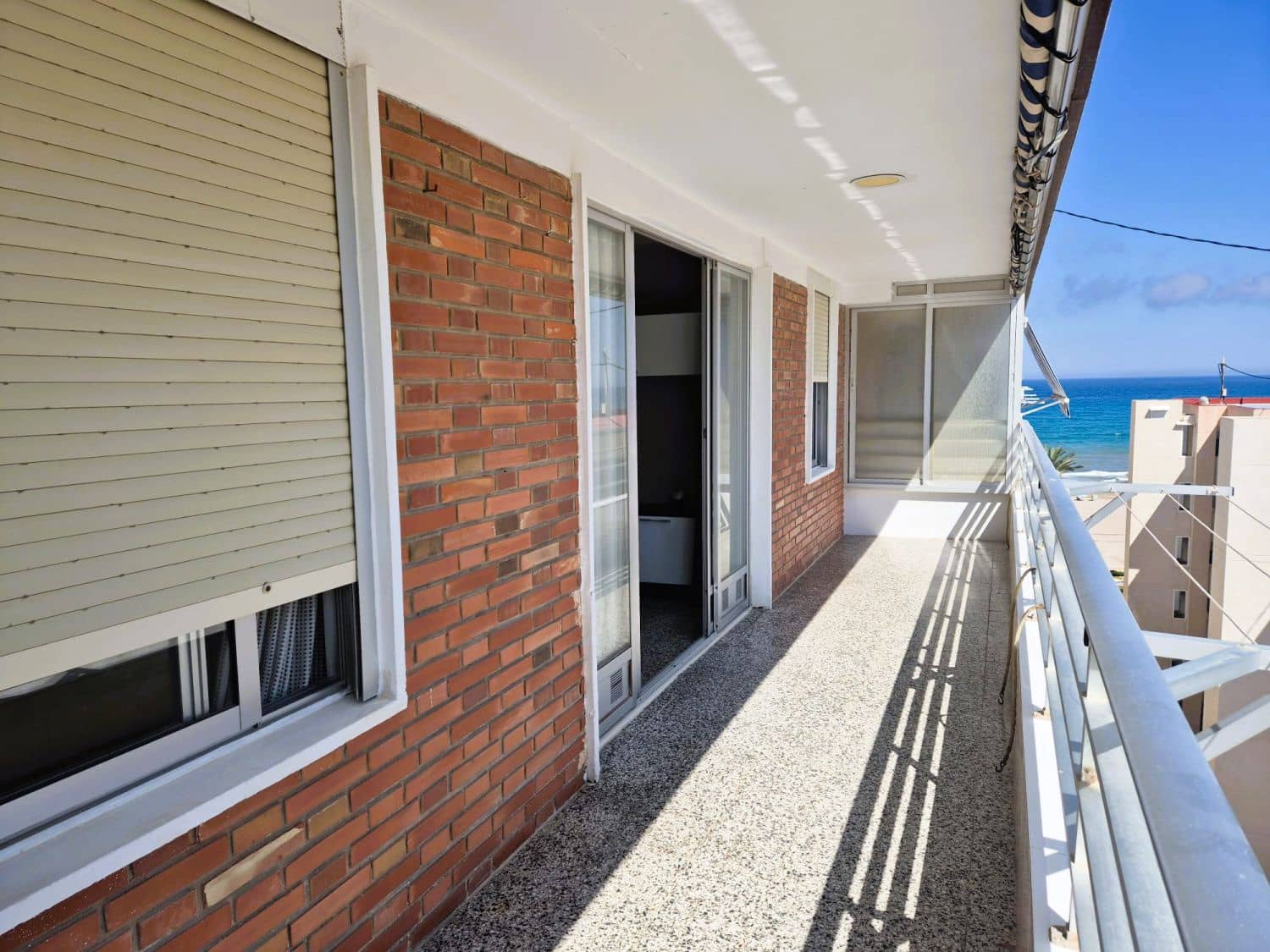 2 bedroom Flat for sale in El Campello - € 260,000 (Ref: 9864032)