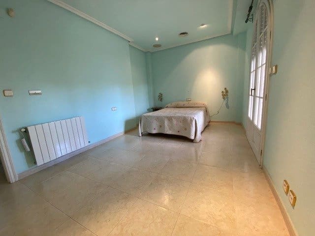 5 quarto Moradia para venda em Matola com piscina garagem - 462 000 € (Ref: 9367832)
