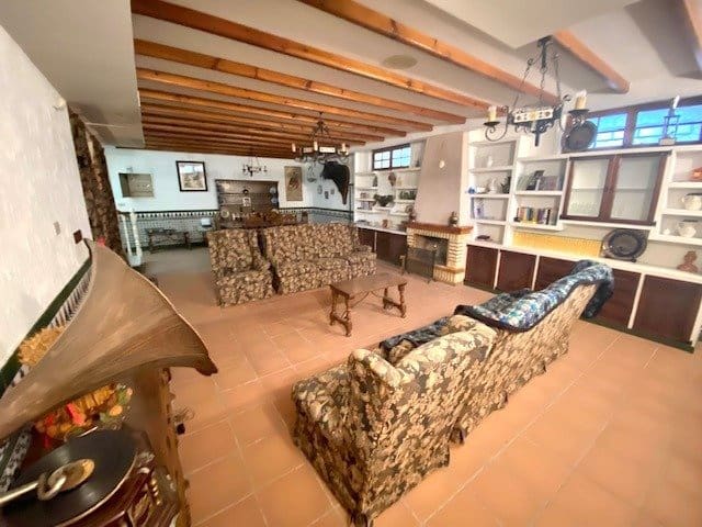 5 quarto Moradia para venda em Matola com piscina garagem - 462 000 € (Ref: 9367832)