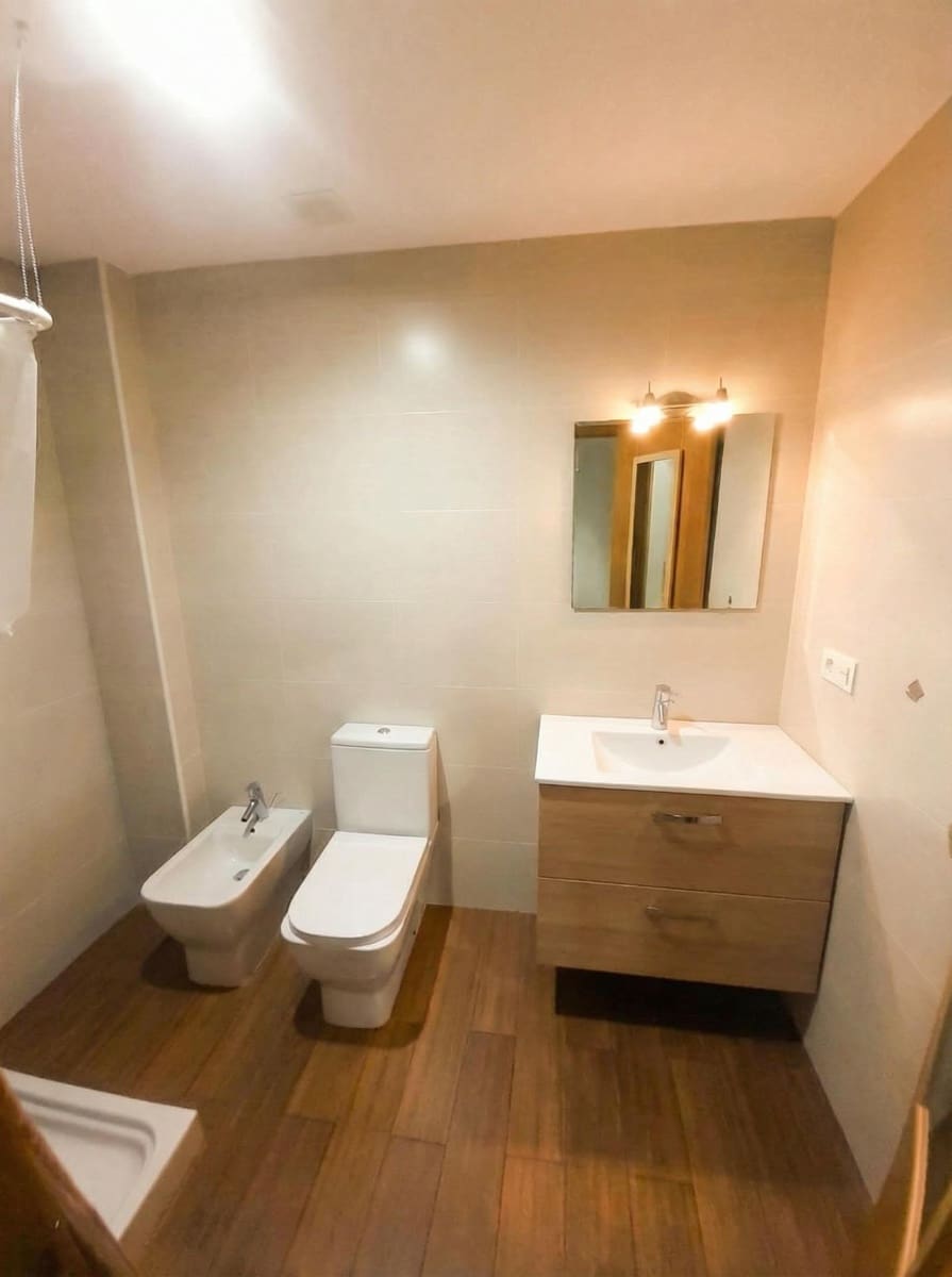 3 soverom Leilighet til leie i Elche / Elx - € 950 (Ref: 9367833)