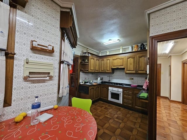 4 soverom Leilighet til salgs i Elche / Elx med garasje - € 260 000 (Ref: 9367848)