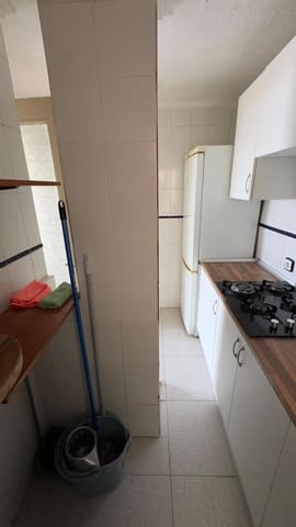 3 soveværelse Lejlighed til salg i Juan XXIII, Alicante by - € 115.000 (Ref: 9367851)