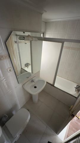 3 soveværelse Lejlighed til salg i Juan XXIII, Alicante by - € 115.000 (Ref: 9367851)