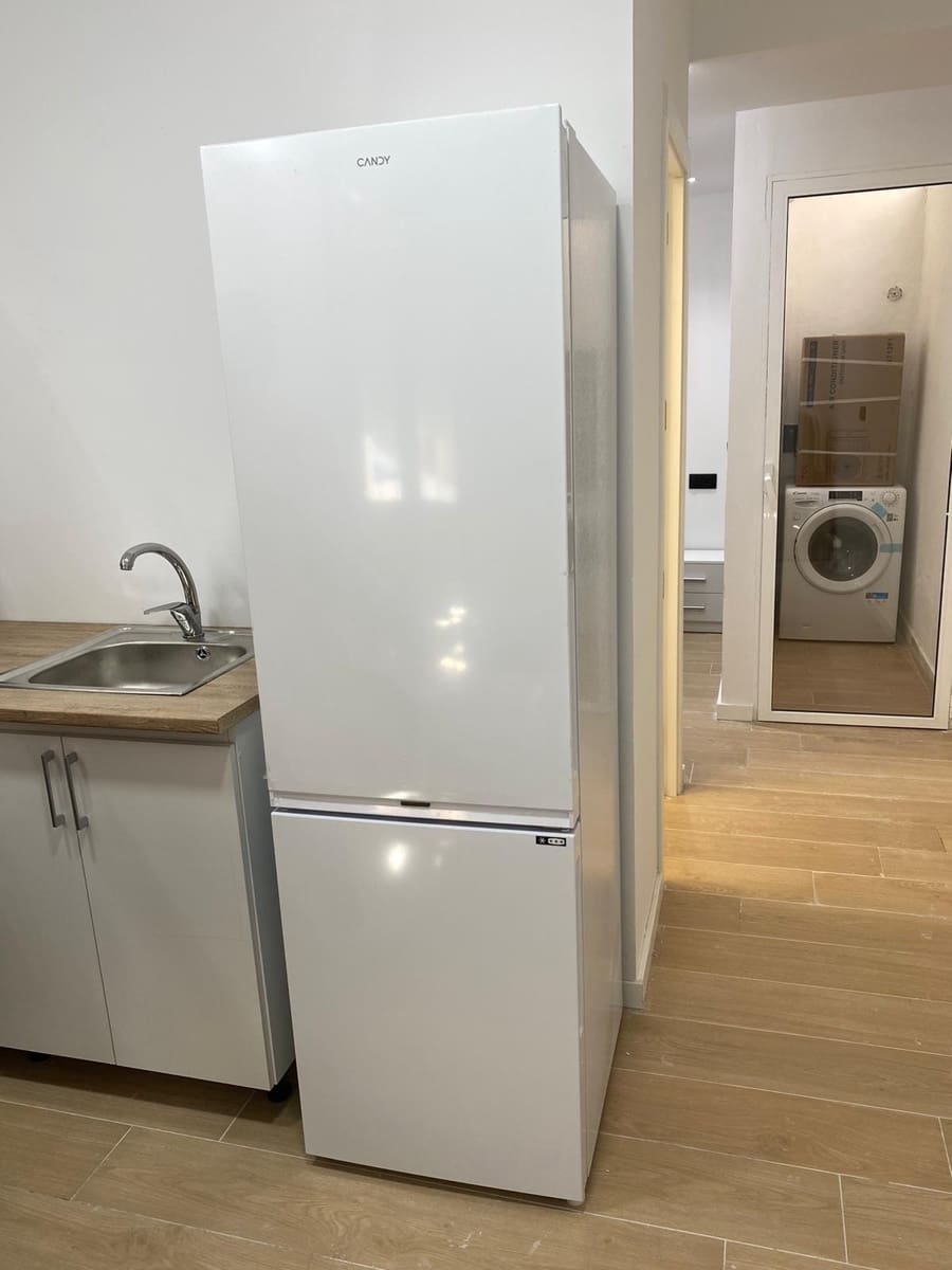 1 soveværelse Loft til leje i Elche / Elx - € 600 (Ref: 9367852)