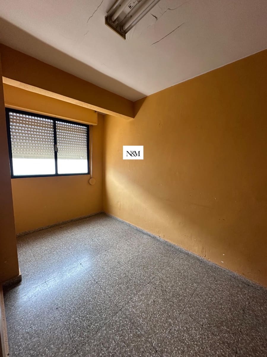 4 chambre Appartement à vendre à Elda - 59 000 € (Ref: 9367853)