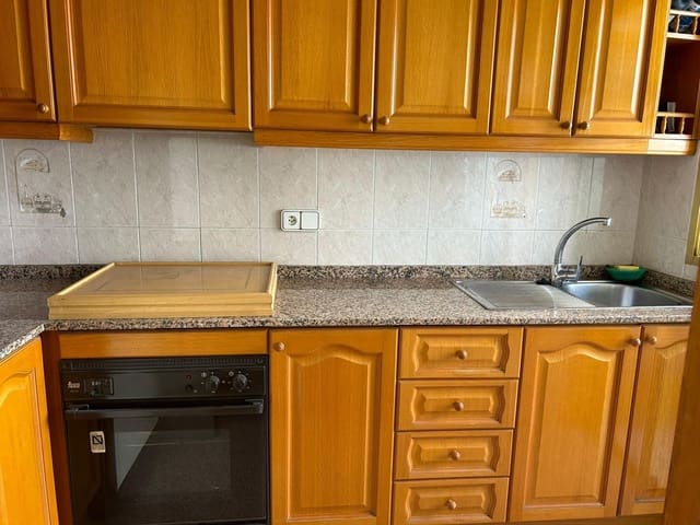 2 soveværelse Lejlighed til salg i Centro, Elche / Elx - € 150.000 (Ref: 9367856)