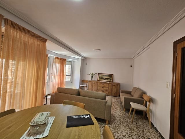 3 Zimmer Wohnung zu vermieten in Elche / Elx - 900 € (Ref: 9367860)