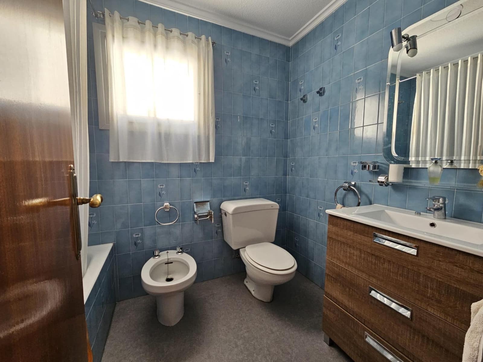 3 soveværelse Lejlighed til leje i Elche / Elx - € 900 (Ref: 9367860)