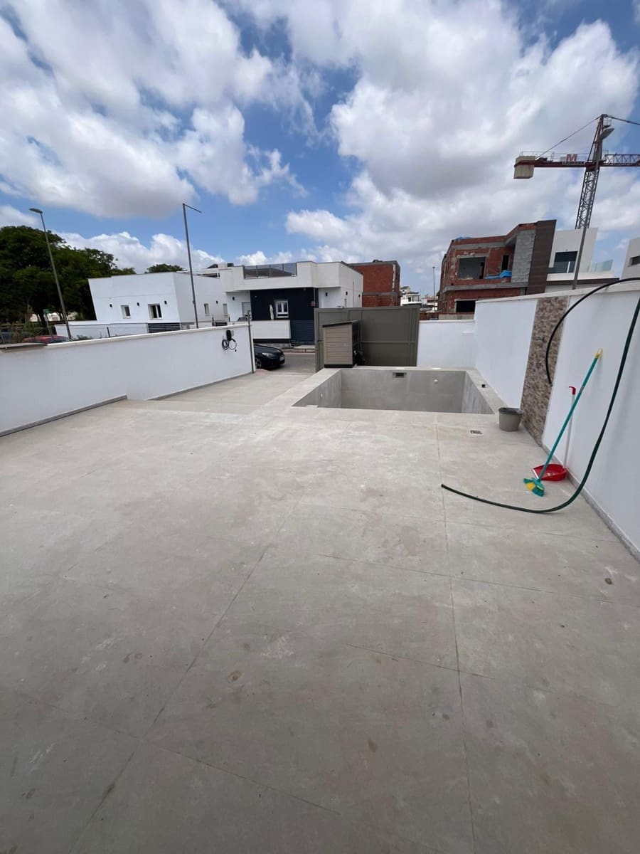 3 sypialnia Willa na sprzedaż w Daya Nueva - 299 900 € (Ref: 9367864)