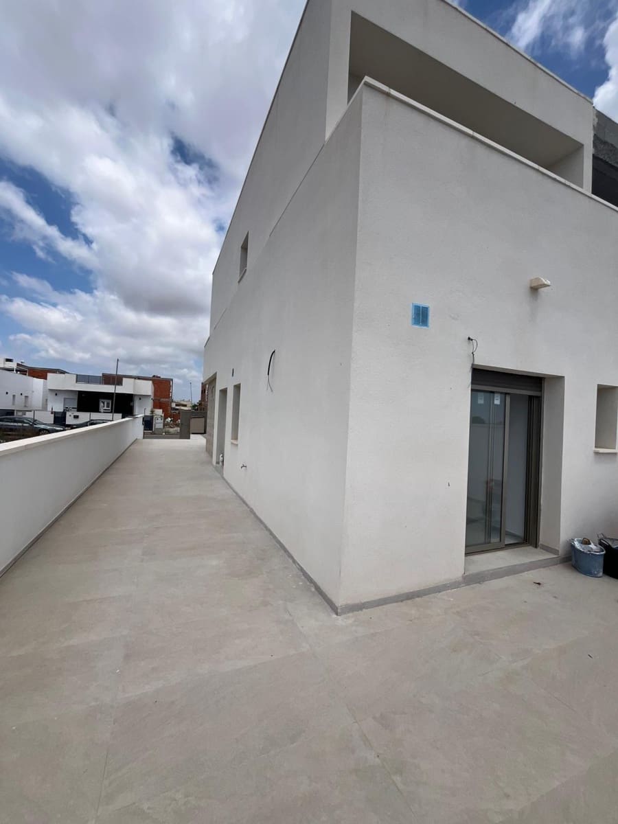 3 sypialnia Willa na sprzedaż w Daya Nueva - 299 900 € (Ref: 9367864)