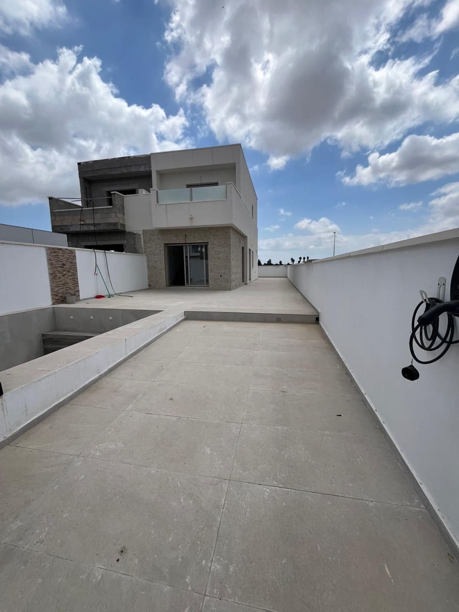 3 sypialnia Willa na sprzedaż w Daya Nueva - 299 900 € (Ref: 9367864)