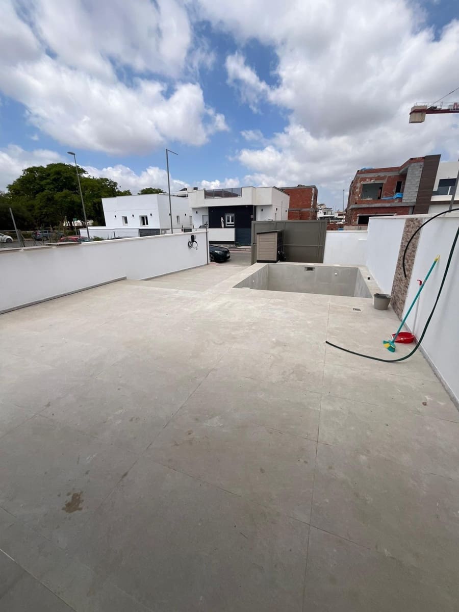 3 sypialnia Willa na sprzedaż w Daya Nueva - 299 900 € (Ref: 9367864)