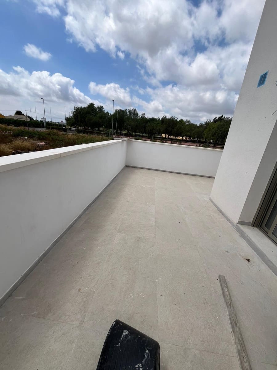 3 sypialnia Willa na sprzedaż w Daya Nueva - 299 900 € (Ref: 9367864)