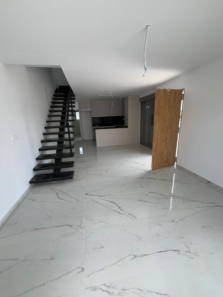 3 sypialnia Willa na sprzedaż w Daya Nueva - 299 900 € (Ref: 9367864)