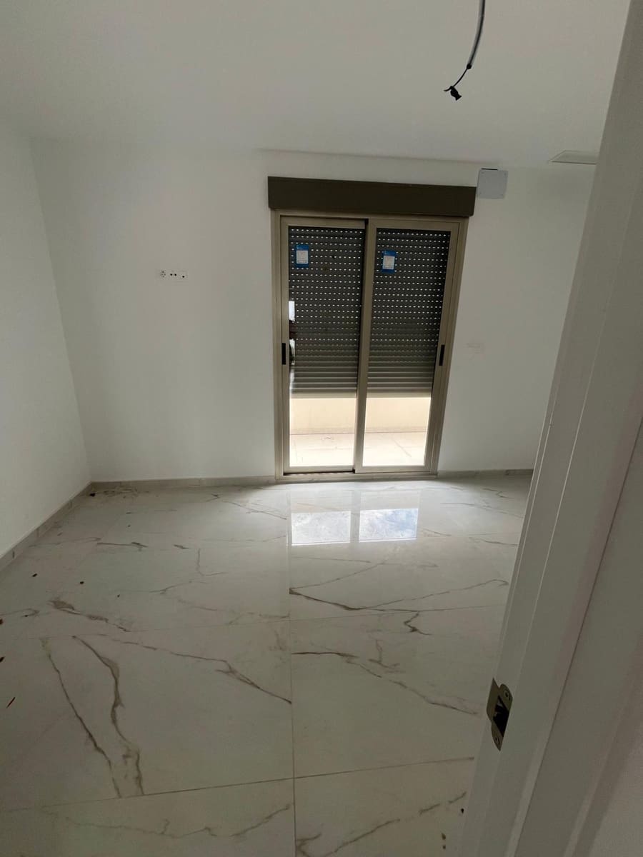 3 sypialnia Willa na sprzedaż w Daya Nueva - 299 900 € (Ref: 9367864)