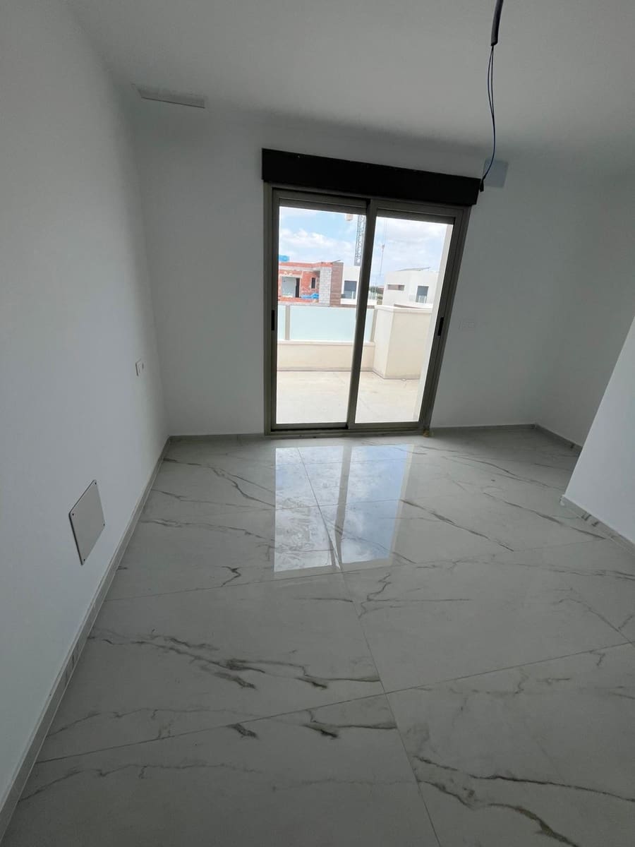 3 sypialnia Willa na sprzedaż w Daya Nueva - 299 900 € (Ref: 9367864)