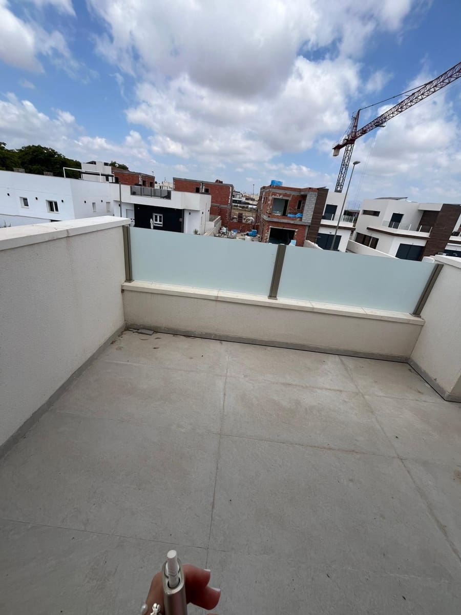 3 sypialnia Willa na sprzedaż w Daya Nueva - 299 900 € (Ref: 9367864)