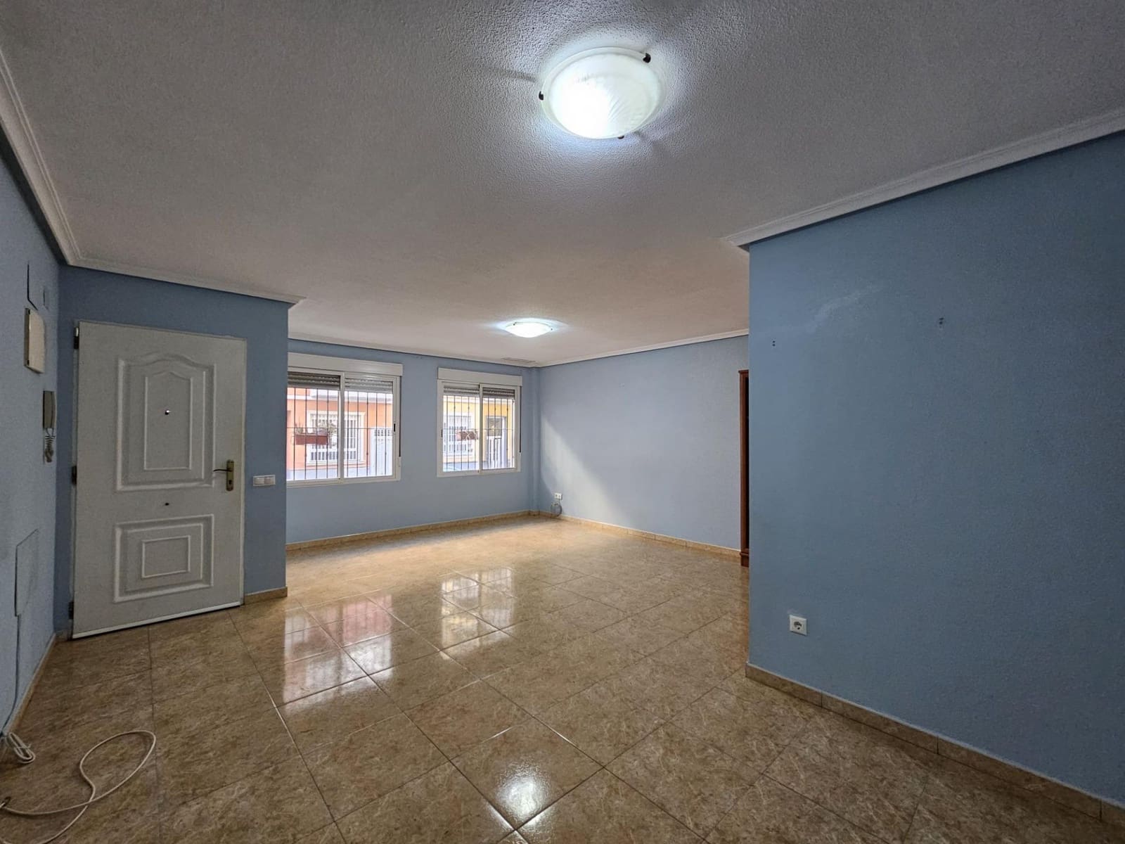 3 sypialnia Mieszkanie do wynajęcia w Elche / Elx z garażem - 850 € (Ref: 9367869)