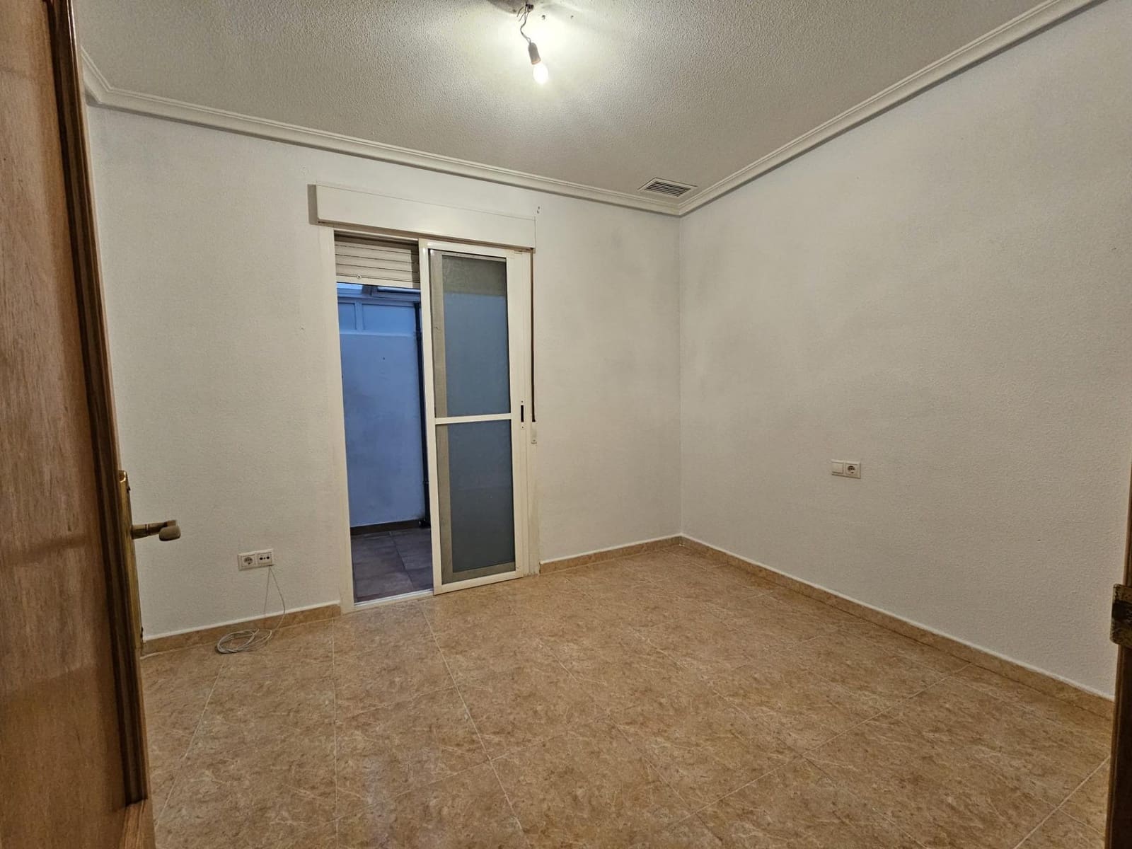 3 sypialnia Mieszkanie do wynajęcia w Elche / Elx z garażem - 850 € (Ref: 9367869)