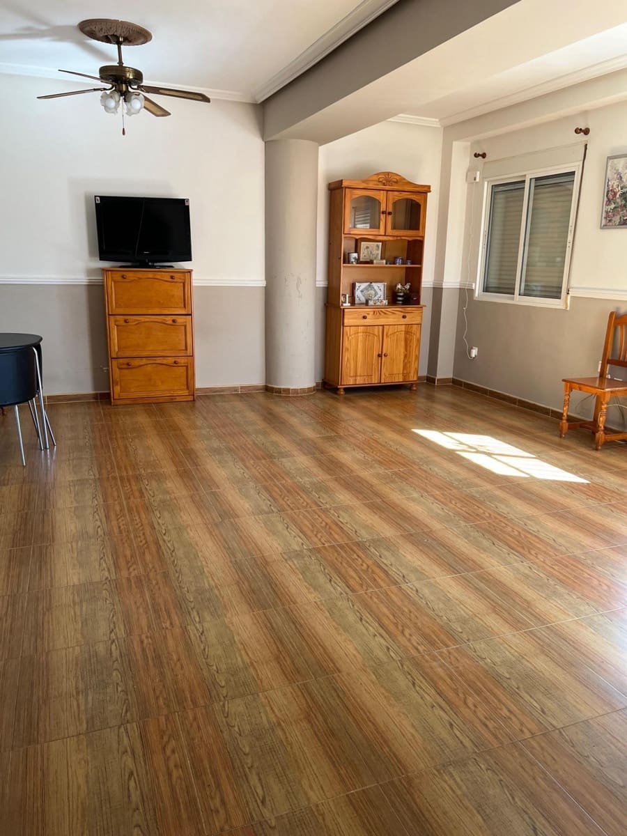 2 soverom Villa til salgs i Elche / Elx - € 200 000 (Ref: 9367873)