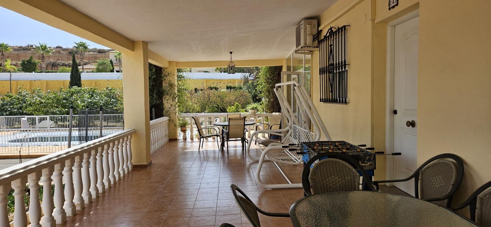 4 sypialnia Finka/Dom wiejski na sprzedaż w Elche / Elx z basenem - 350 000 € (Ref: 9367876)