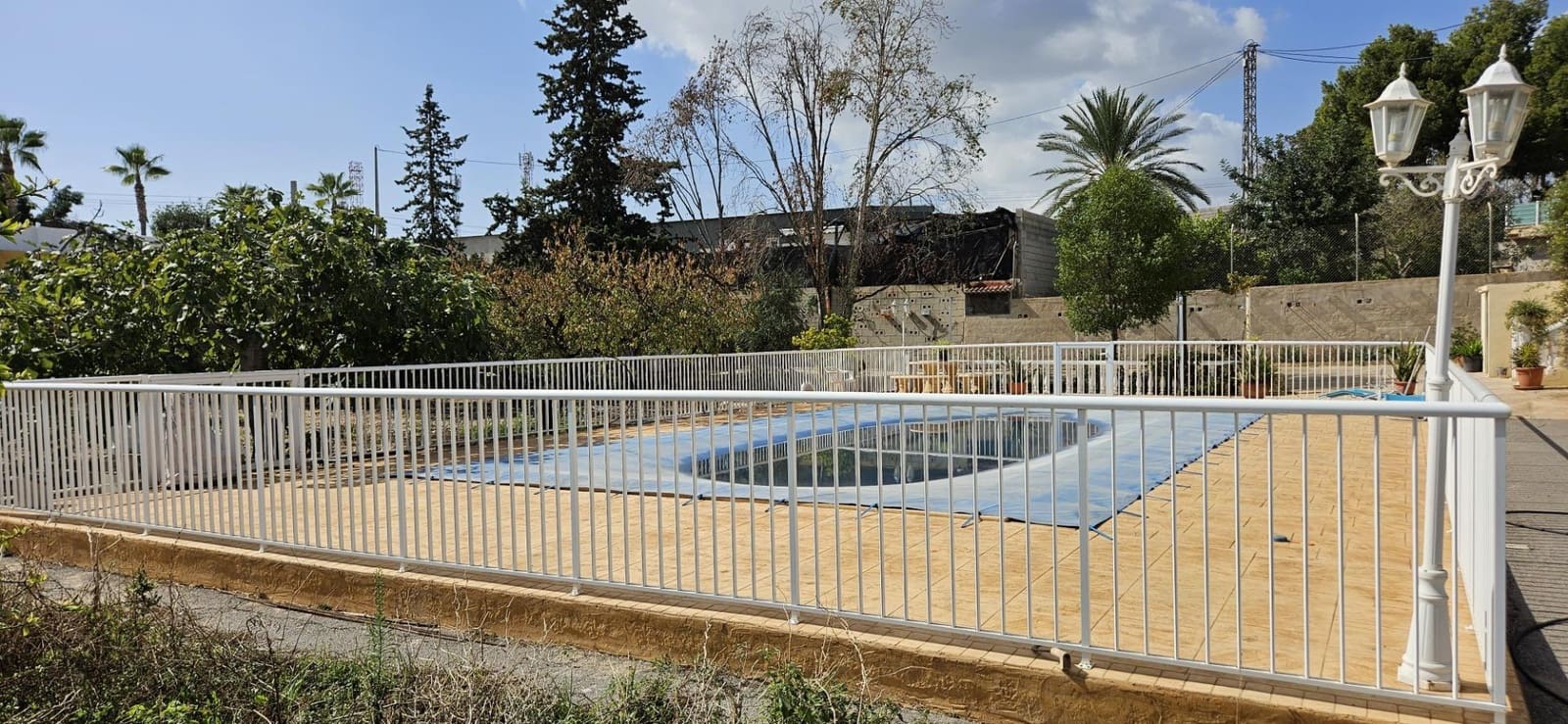 4 sypialnia Finka/Dom wiejski na sprzedaż w Elche / Elx z basenem - 350 000 € (Ref: 9367876)